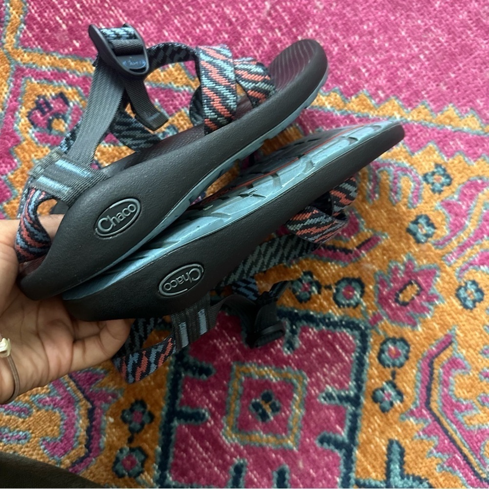 Chaco Blue And Red Z2 Cloud Toe Loop Strap Hiking… - image 5